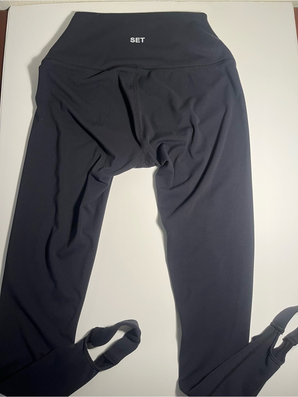 SET ACTIVE  Black Stirrup Leggings size Small 🎀🎀